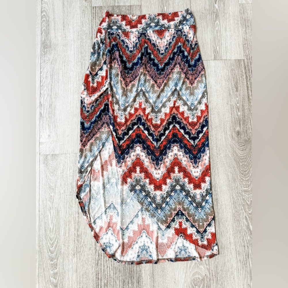 Veronica M side slit skirt size small